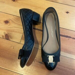 Ferragamo Vara Pumps